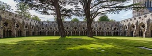 Солсберийский собор получил в 2024 году очередную награду за работу по каменной кладке