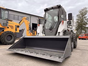 CAT 226