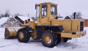 Фронтальный погрузчик