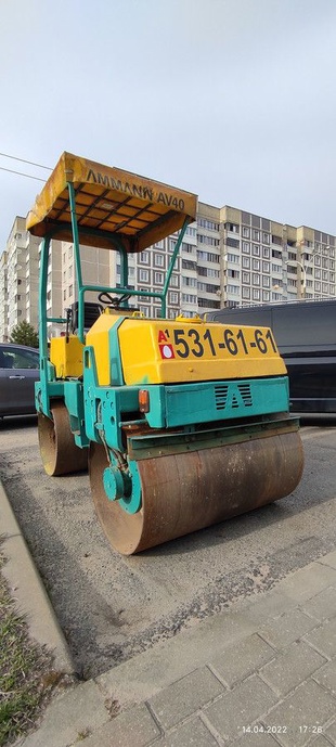 Грунтовой виброкаток