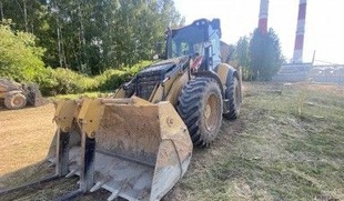 Экскаватор-погрузчик