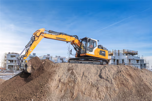 Liebherr презентовала электрический гусеничный экскаватор R 9200 E на Bauma China 2025: Революция в карьерной технике