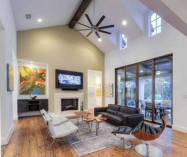 Экспрессионизм внутри здания, обстановка