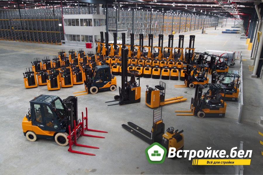 Вилочный погрузчик